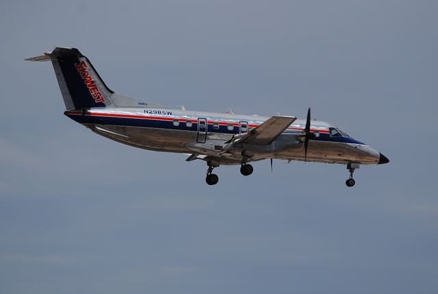 N298SW - Embraer