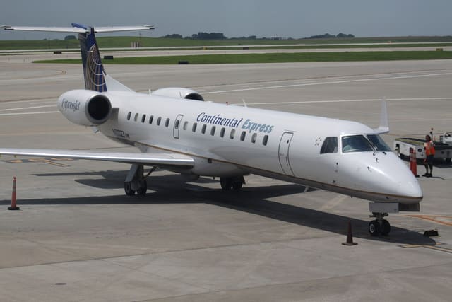 N11127 - Embraer