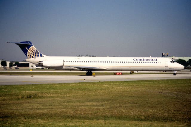 N18835 - Douglas
