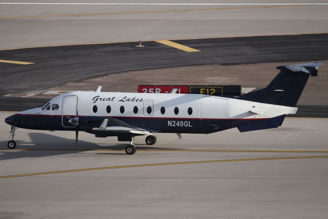 N240GL - Beechcraft