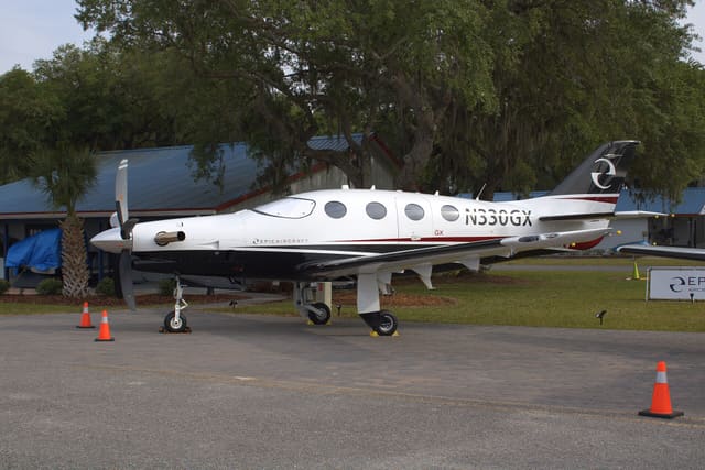 N330GX - Single-engine aircraft
