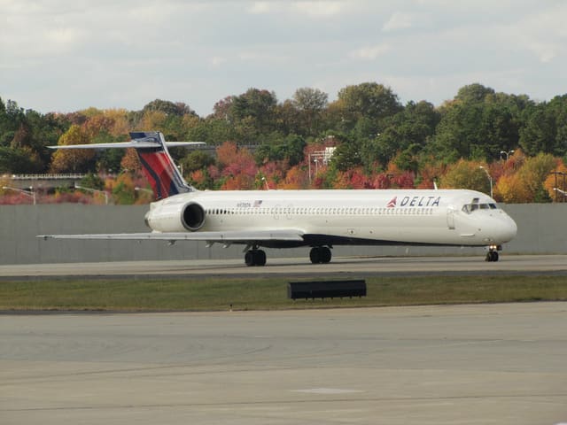 N928DN - Aircraft