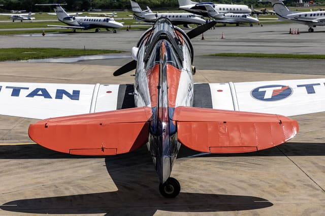 N7462C - Business jet