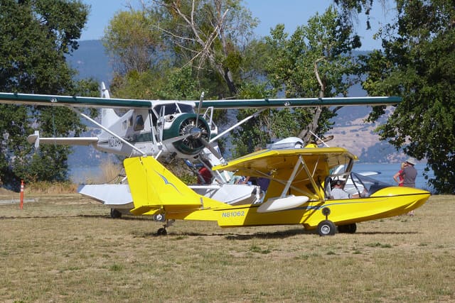 N81062 - Floatplane