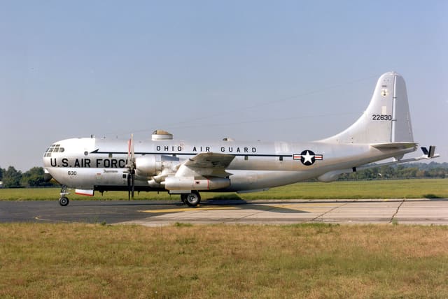  - Twin-engine aircraft