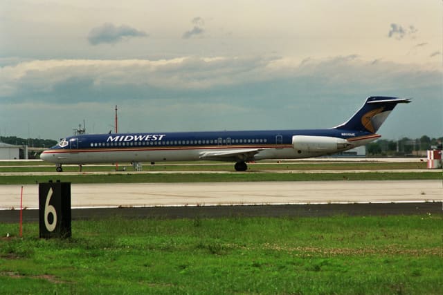 N808ME - Douglas