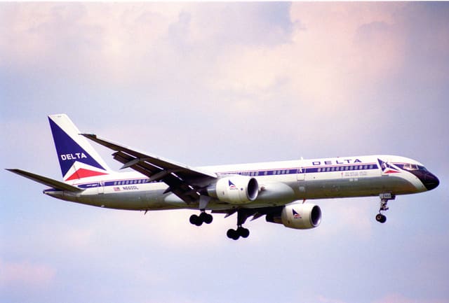 N660DL - Boeing