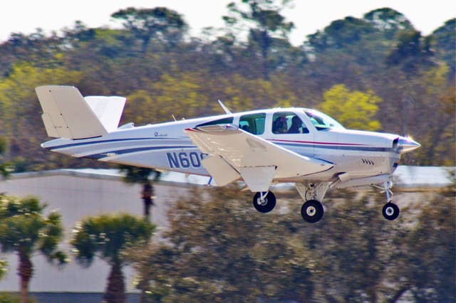 N6064S - Beechcraft