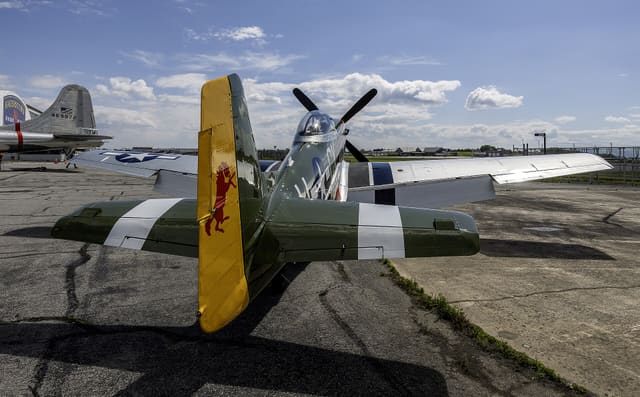 N5428V - Warbird