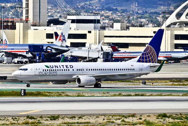 N76516 - Boeing