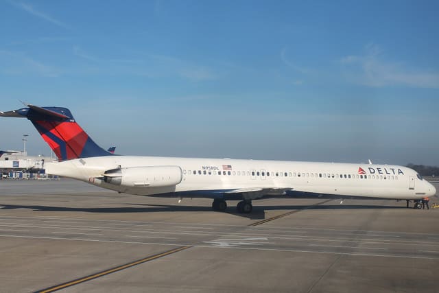 N958DL - Aircraft