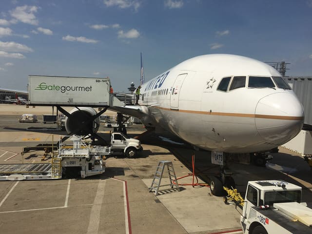 N773UA - Boeing