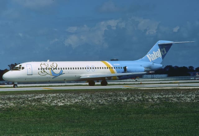 N1266L - Twin-engine aircraft