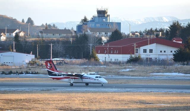 N884EA - Aircraft