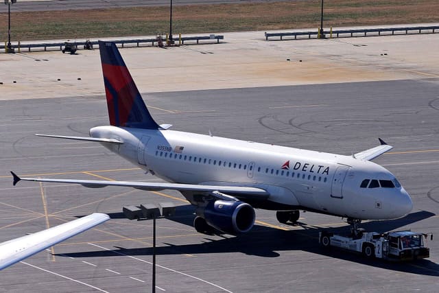 N355NB - Airbus