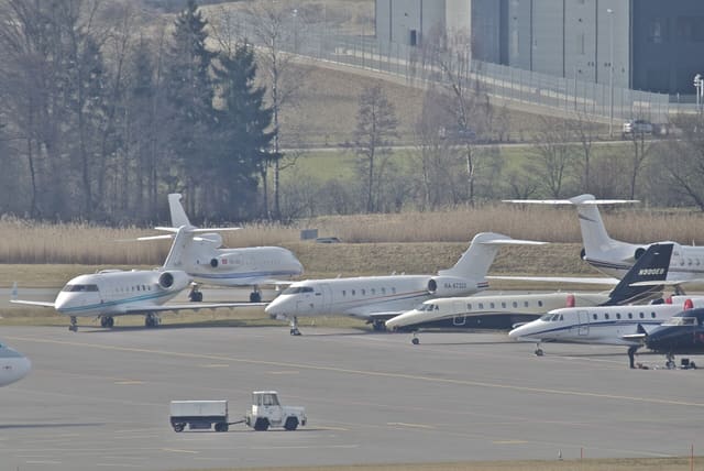 N900EB - Business jet
