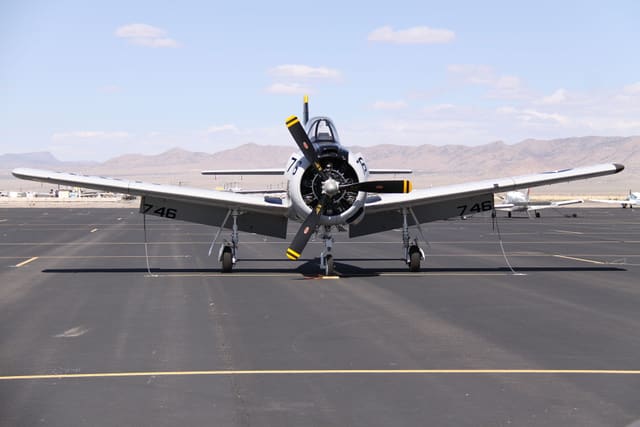 N746SH - Warbird