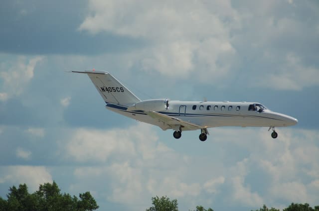 N405CS - Business jet