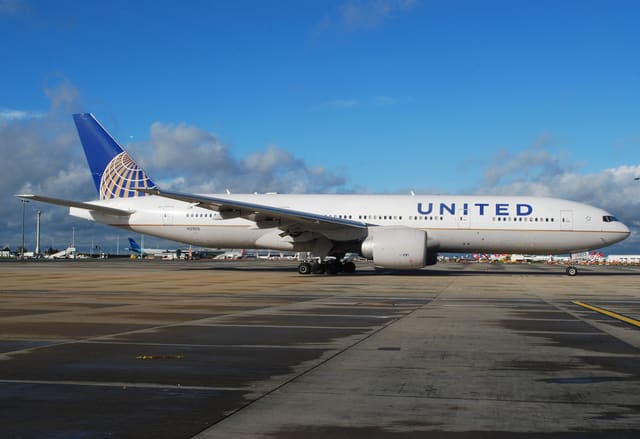N27015 - Boeing