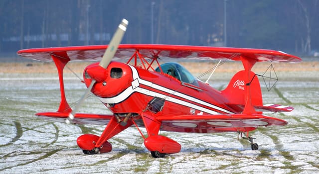 N1381 - Single-engine aircraft