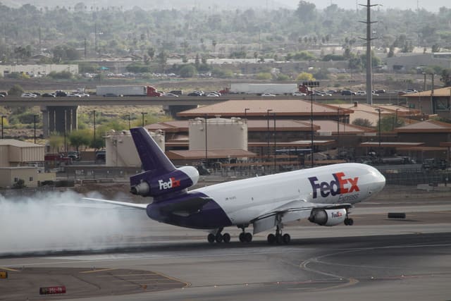 N313FE - Douglas