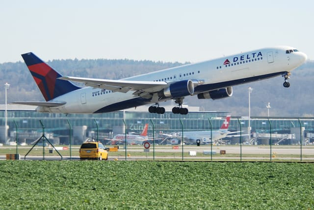 N1201P - Boeing
