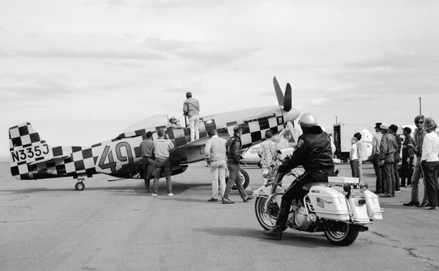 N335J - Warbird