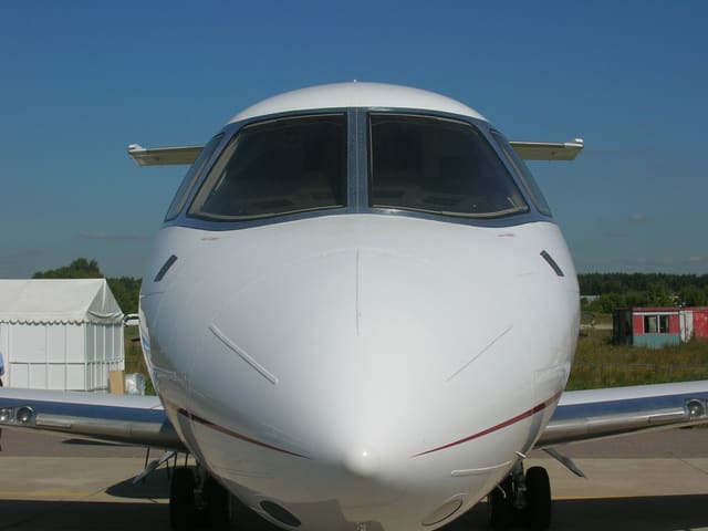 N125ZZ - Business jet
