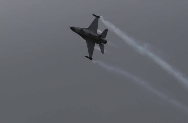  - Single-engine aircraft