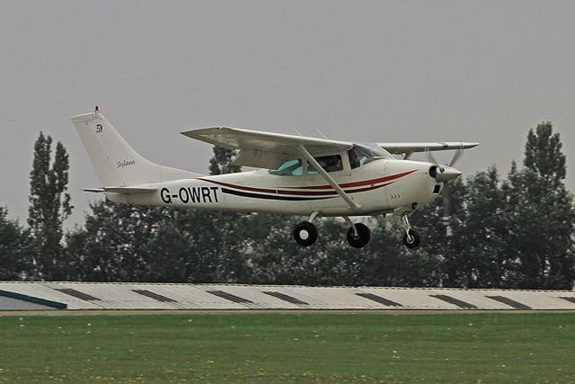 G-OWRT - Cessna