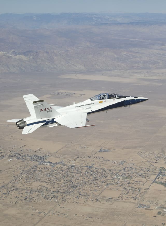 N845NA - Twin-engine aircraft