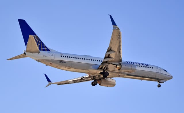N76517 - Boeing