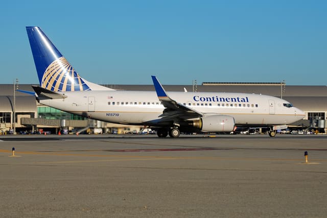 N15710 - Boeing