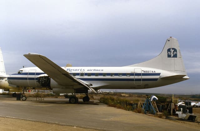N827AA - Twin-engine aircraft