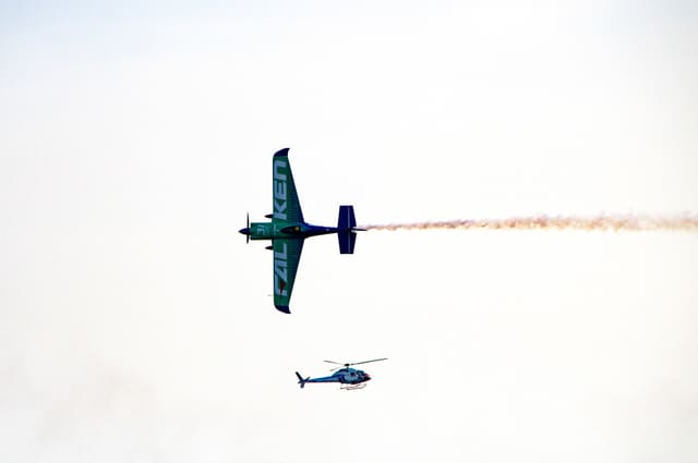  - Helicopter
