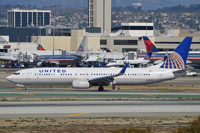 N37456 - Boeing
