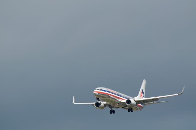N920AN - Twin-engine aircraft