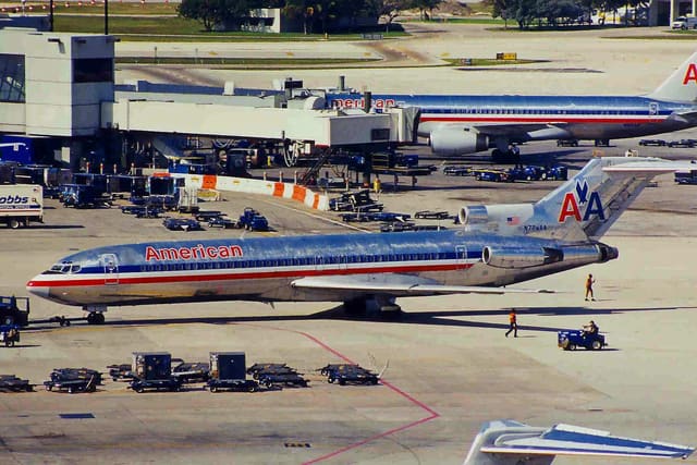 N726AA - Douglas