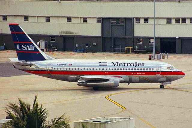 N260AU - Boeing