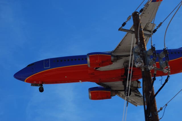 N368SW - Twin-engine aircraft