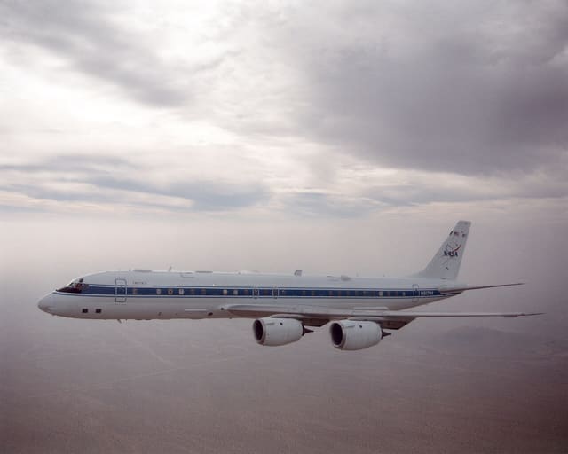 N817NA - Business jet