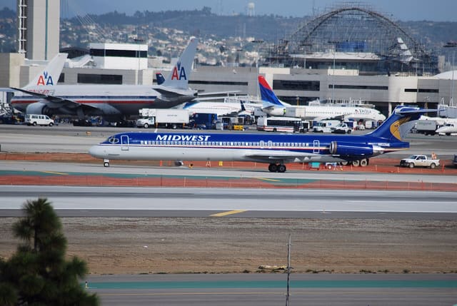 N822ME - Douglas