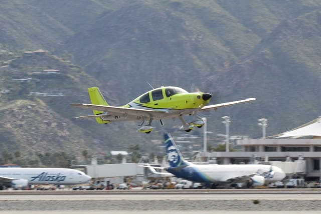 N701LW — Aircraft