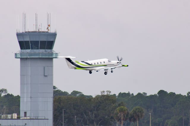 N913JR - Pilatus