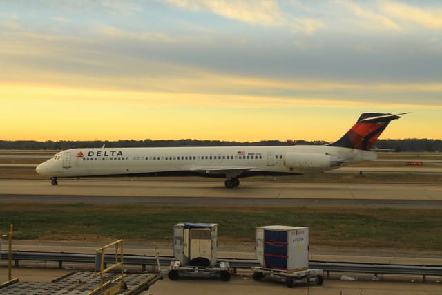 N972DL - Aircraft
