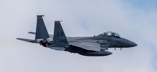  - Twin-engine aircraft