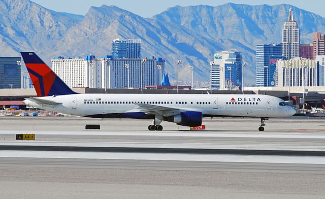 N656DL - Boeing