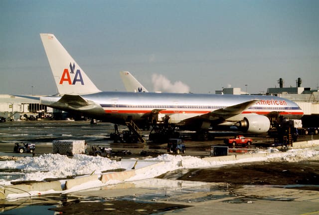N792AN - Twin-engine aircraft