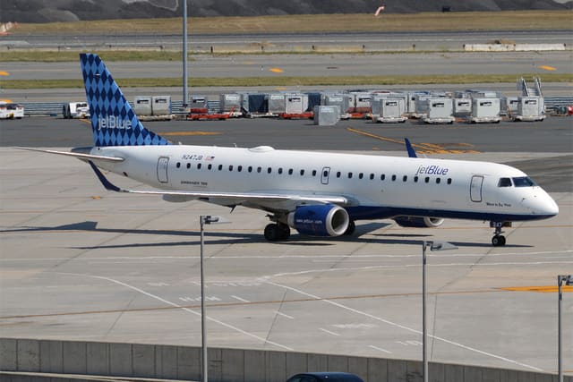 N247JB - Embraer