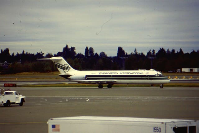 N932F - Douglas